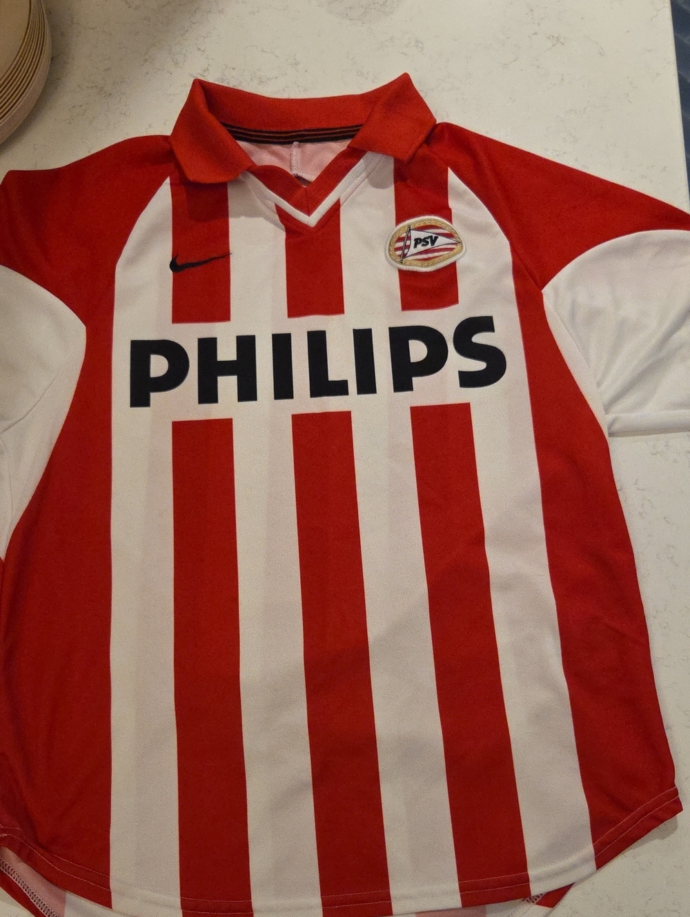 PSV Eindhoven Red and White Stripe Soccer Jersey, Sm